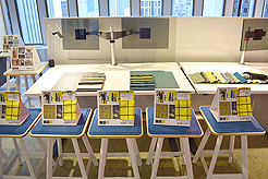 KNOLL CATWALK FASHION SHOW